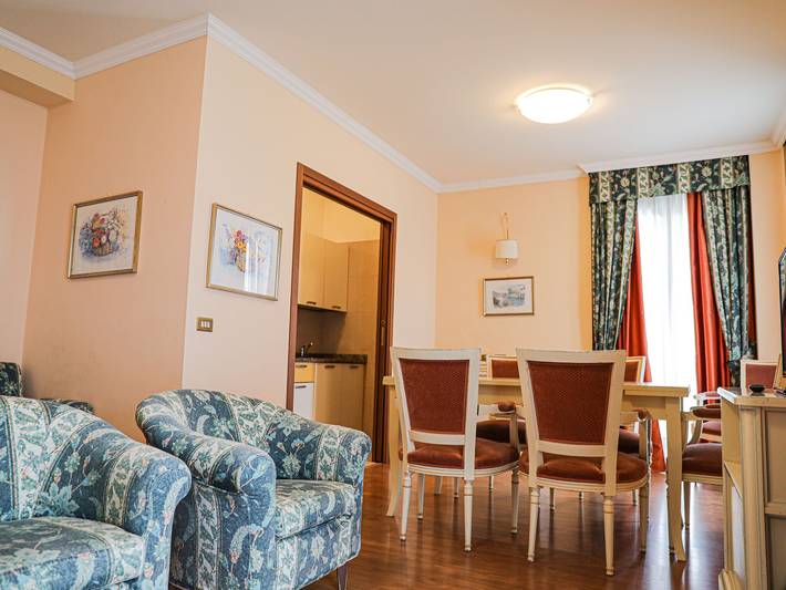 Apartamento entero, Piso en Baveno con garaje in Baveno, Comune di Baveno
