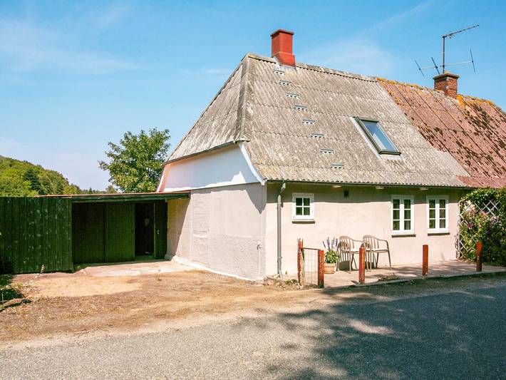 Vakantiehuis voor 4 personen, with Terras and Tuin as well as Uitzicht in Langeland