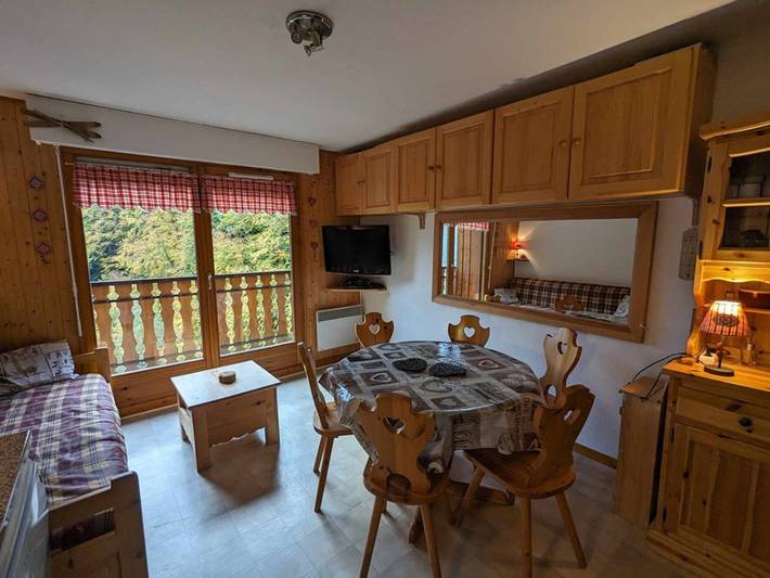 Hütte für 6 Personen, mit Balkon in Saint-Jean-d'Aulps