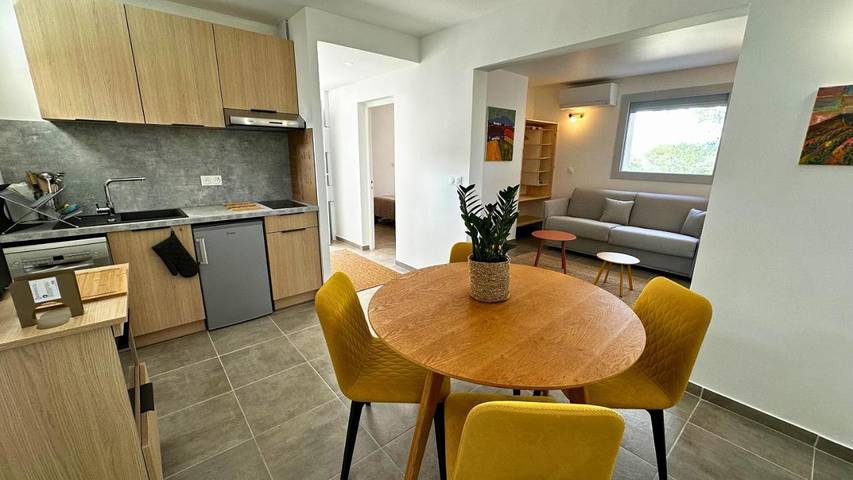 Ferienhaus für 4 Personen, mit Terrasse und Garten sowie Ausblick - 1