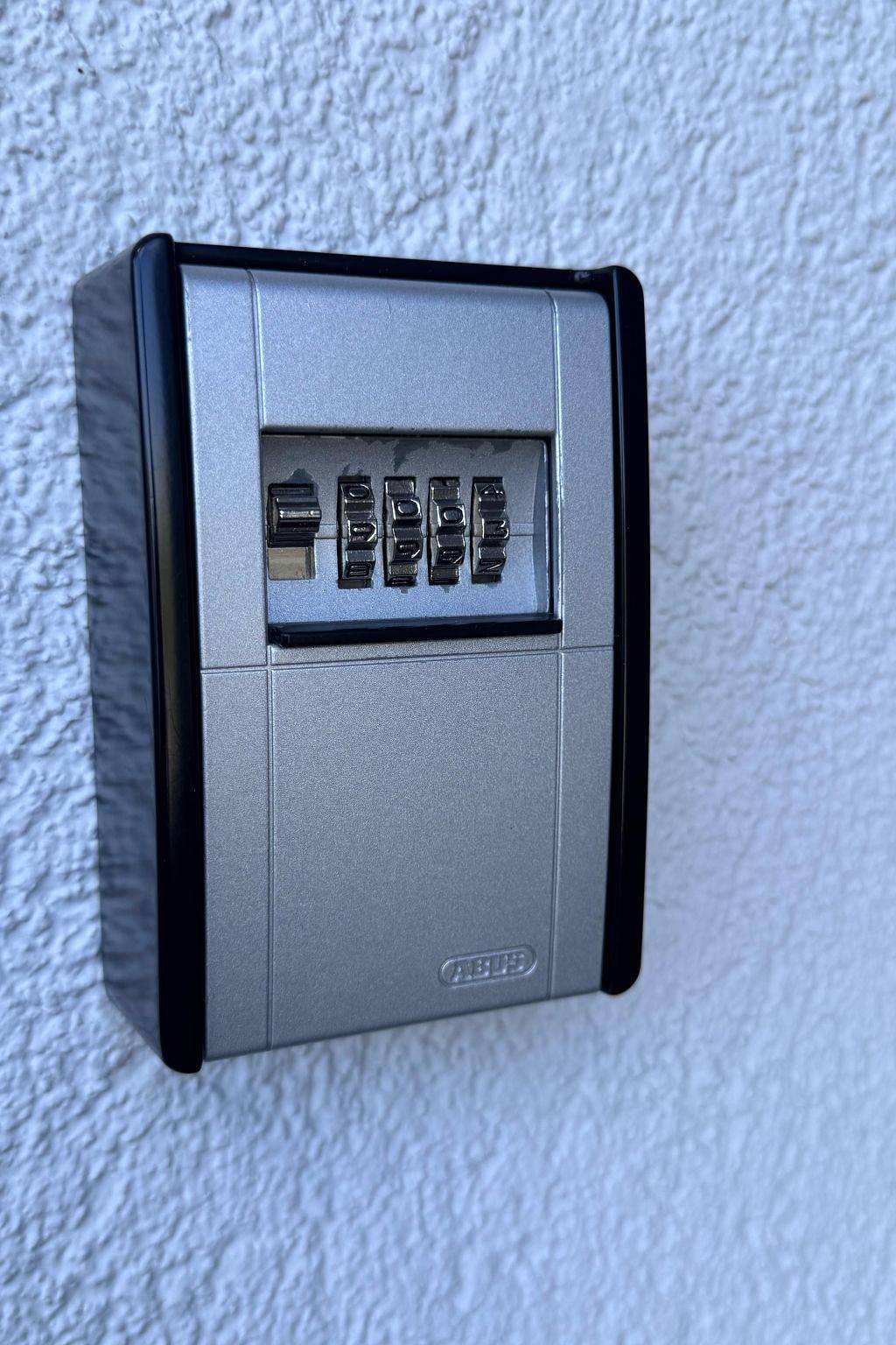 Ganze Wohnung, Dariana Schwalbach in Schwalbach (Saarland), Mosel-Saar