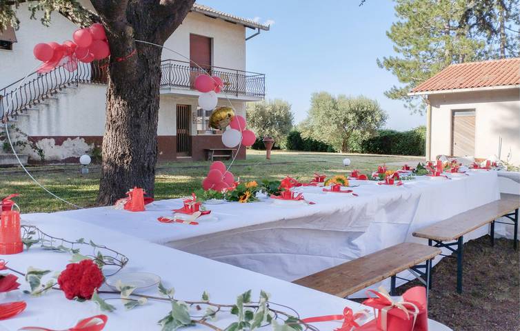 Location de vacances pour 7 personnes, avec Jardin à Cingoli