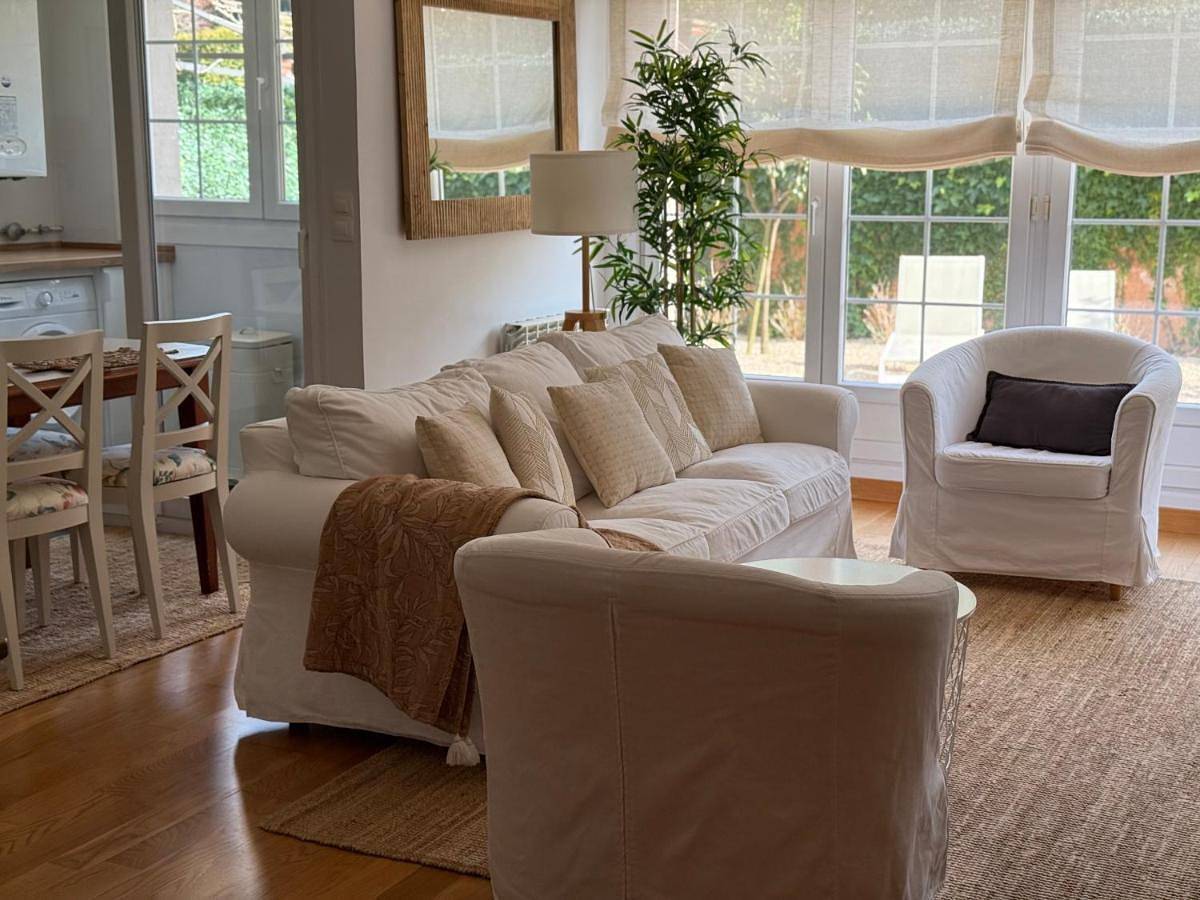 Apartamento entero, Bakea Apto con jardín privado in Bentalde, Baquio