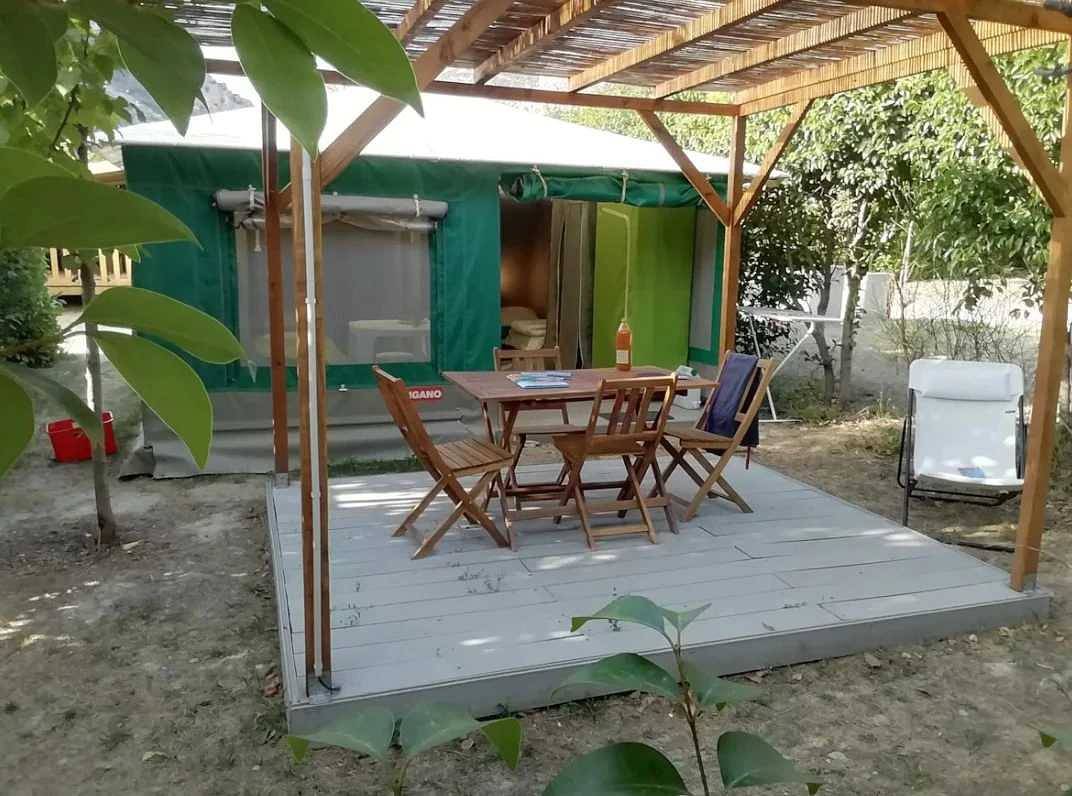 Camping 3 étoiles - Piscine  - cbgcaie in Buis-les-Baronnies, Región de Nyons