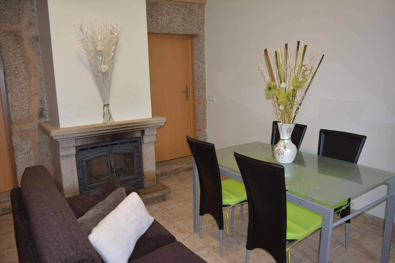 Apartamento inteiro, Two-Bedroom Apartment in Beira Interior Norte, Minhocal