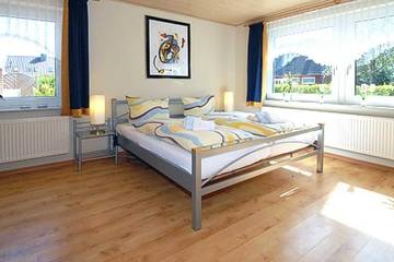 Bauernhof für 4 Personen in Bensersiel, Landkreis Wittmund, Bild 1