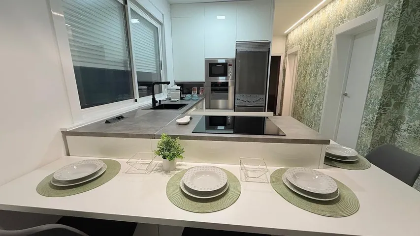 Apartamento de vacaciones para 4 personas, con terraza y jardín - 1