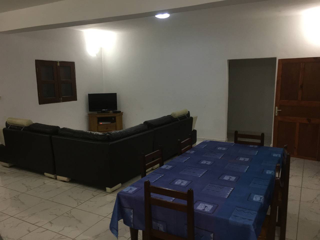 Appartement entier, Appartement spacieux avec vue sur Bandrele, terrasse, barbecue in Bandrele, Mayotte