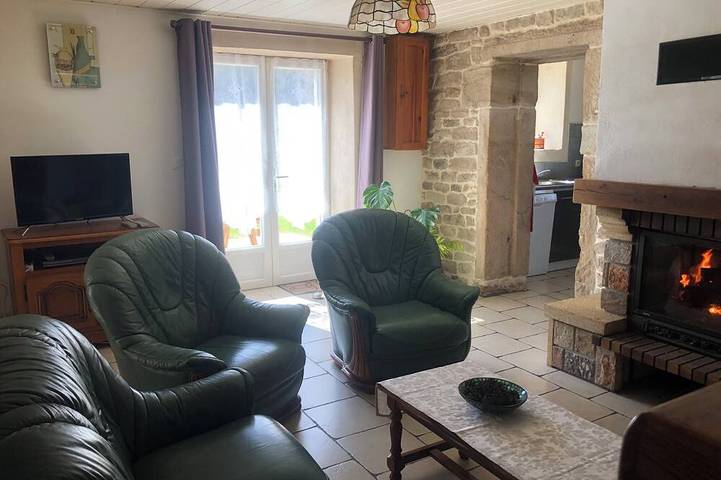 Location de vacances pour 6 personnes, avec terrasse et jardin dans Mortagne - 4