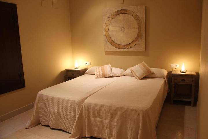 Casa rural para 4 personas, con piscina además de vistas y jardín en Provincia de Valencia - 2