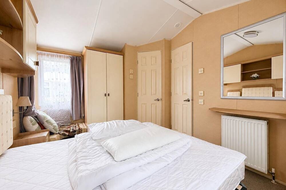 Stunning 6 berth caravan for hire in Norfolk, close to the beach, in California (Great Yarmouth), Great Yarmouth