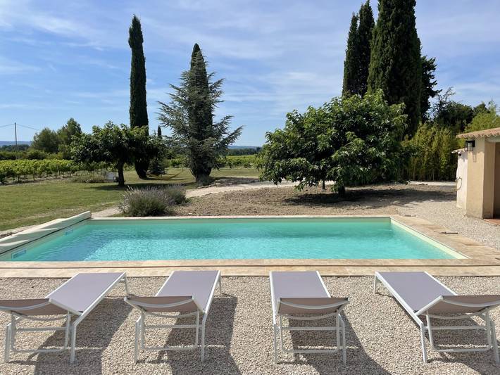 Gîte pour 6 personnes, avec jacuzzi et piscine ainsi que jardin et balcon à Caromb - 3