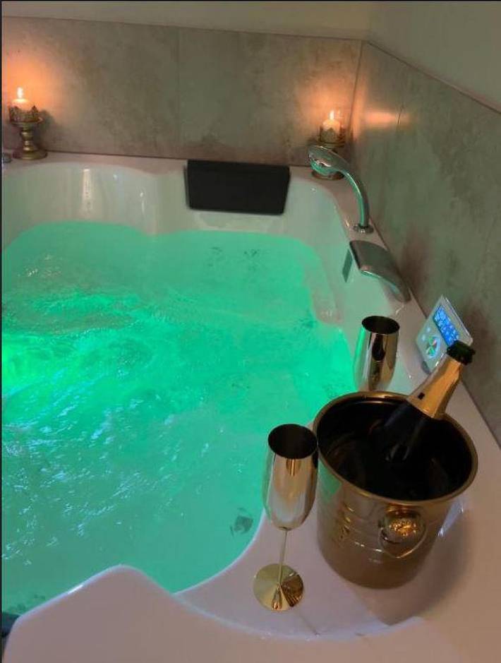 Gîte pour 2 personnes, avec Jacuzzi