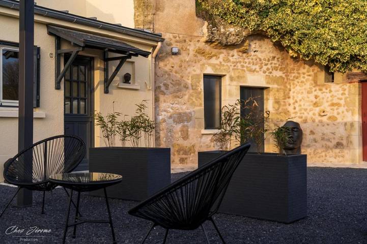 Location de vacances pour 2 personnes, avec sauna ainsi que jacuzzi et jardin à Vernou-sur-Brenne - 4