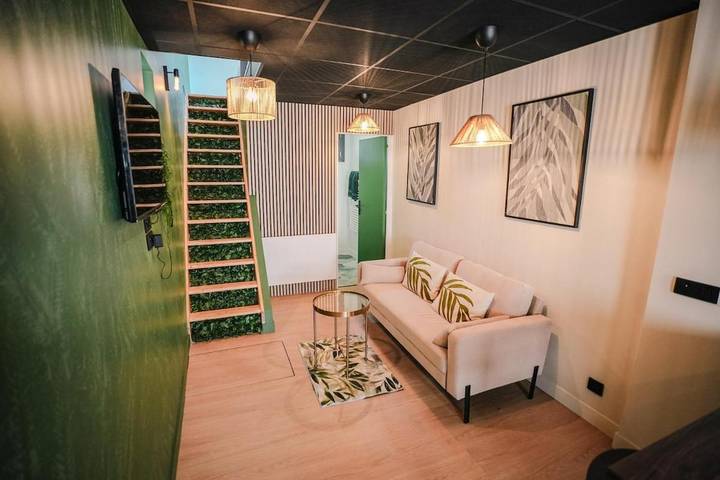 Location de vacances pour 2 personnes, avec terrasse et vue, animaux acceptés à Pont-du-Château - 2