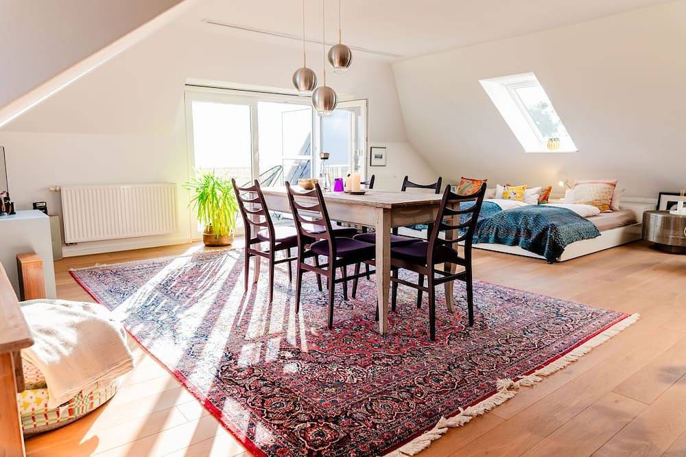 Unser Ferienhaus am Steg mit Meerblick, großem Garten und moderner Ausstattung in Schobüll, Nordfriesland