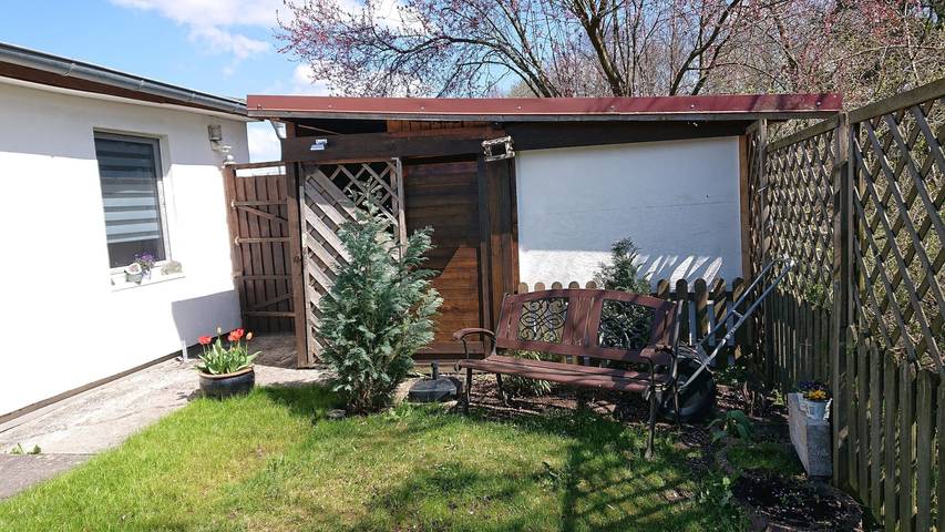 Bungalow für 2 Personen, mit Terrasse und Garten im Thüringer Wald