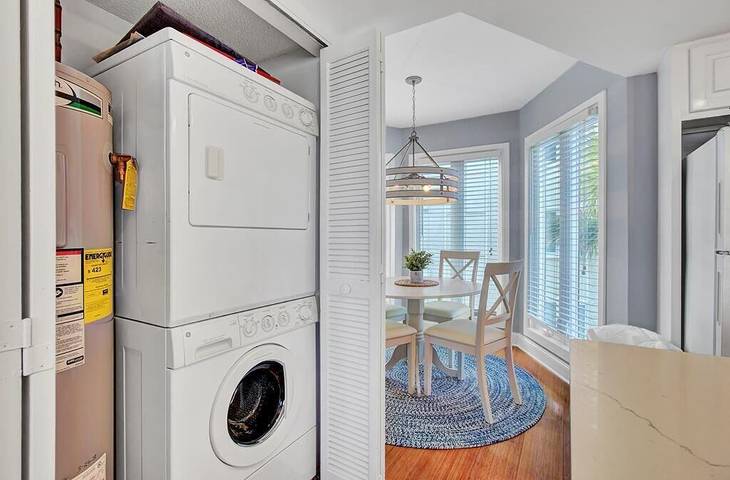 Vacation rental for 5 people, with balcony and pool in Wild Dunes