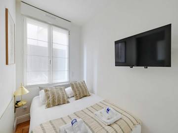 Location De Vacances pour 4 Personnes dans Suresnes, Hauts-de-Seine, Photo 2