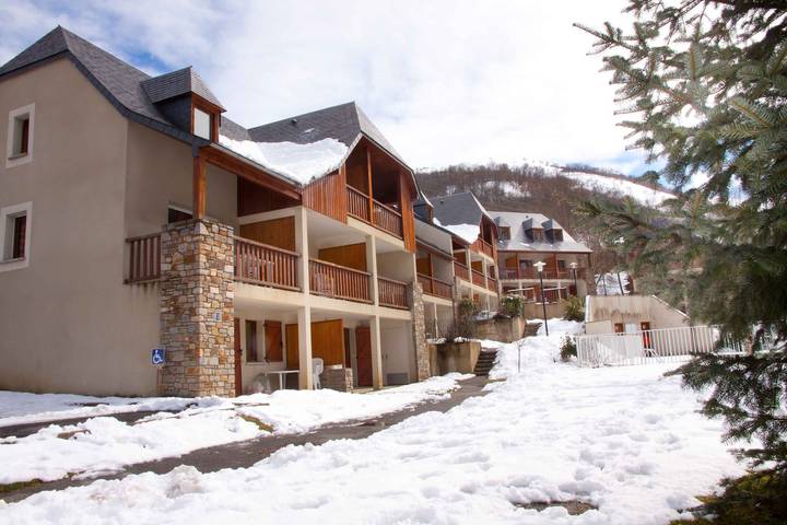 Studio entier, Studio pour 4 personnes avec balcon in Loudenvielle, Pyrénées