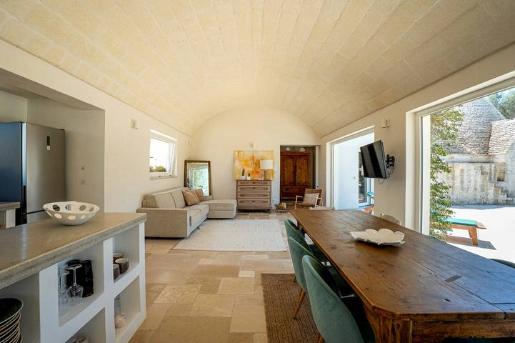 Trullo artisanal avec piscine et oliveraie in San Vito dei Normanni, Salento