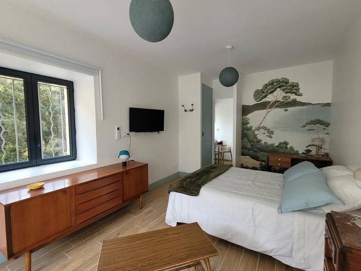 Location de vacances pour 2 personnes, avec vue ainsi que jardin et piscine à Solérieux - 2