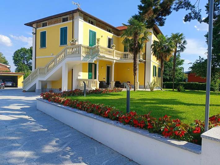 B&B für 2 Personen, mit Terrasse und Garten sowie Ausblick am Lago Maggiore
