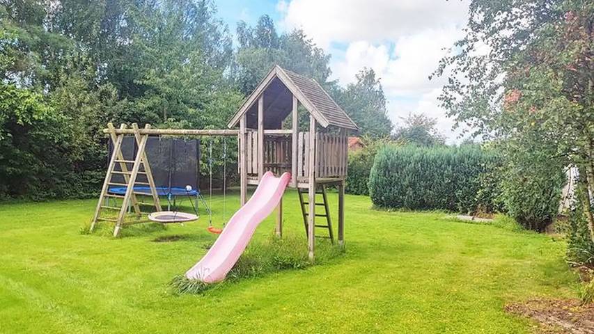 Ferienwohnung für 7 Personen, mit Terrasse und Garten in Sehlen - 3