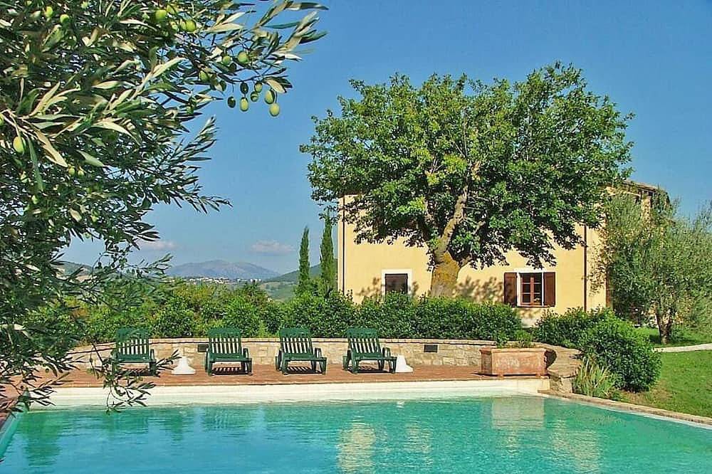 Agriturismo per 2 Persone in Valfabbrica, Perugia e dintorni