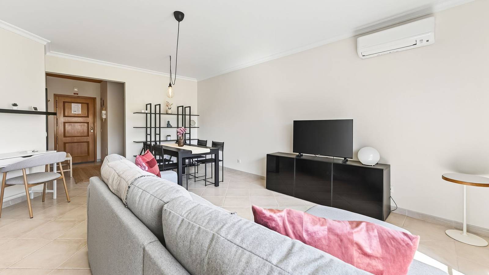 Geheel appartement, T1 Acolhedor c/Piscina em Portimão by Lovelystay in Portimão, Faro District