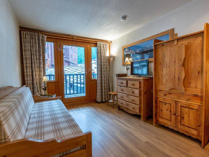 Gîte pour 2 personnes, avec balcon dans Office De Tourisme De Val D Isere - 3