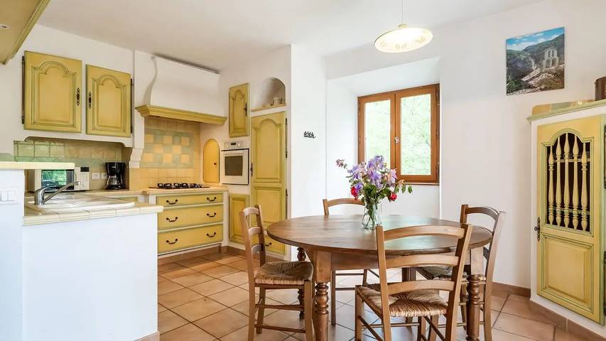 Location de vacances pour 6 personnes, avec Jardin à Les Assions - 3