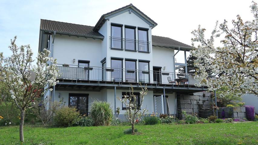 Ferienwohnung für 2 Personen, mit Garten und Terrasse in Bad Bellingen