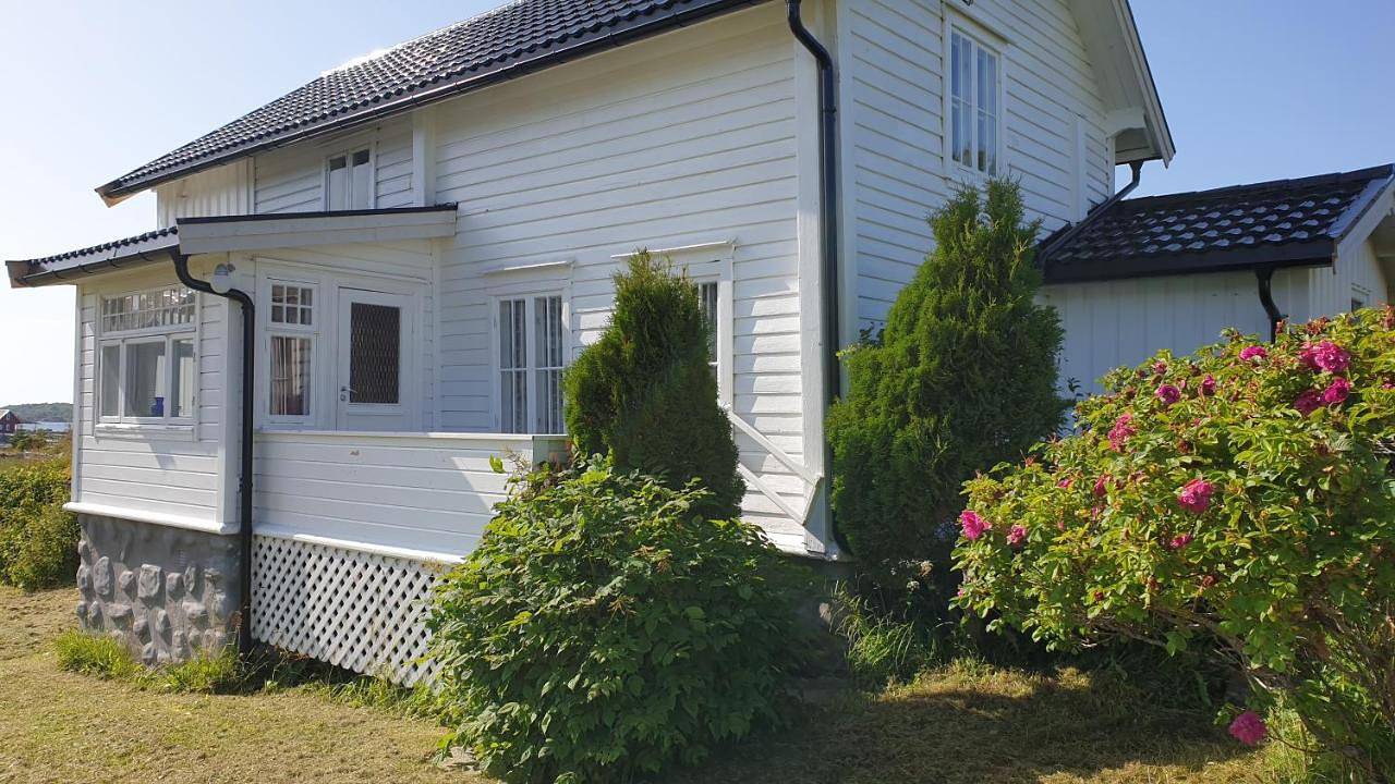 Five-Bedroom House in Hitra