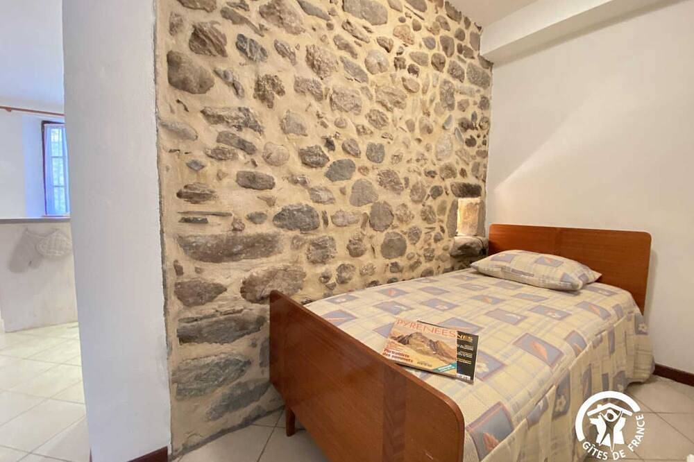 La Terrasse des remparts in Villefranche-de-Conflent, Parc naturel régional des Pyrénées catalanes