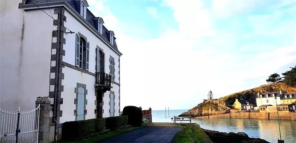 Location de vacances pour 13 personnes, avec Jardin et Vue dans Dahouët