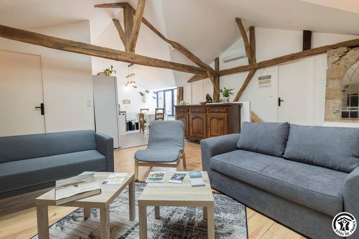 Gîte pour 4 personnes, avec Terrasse et Jardin