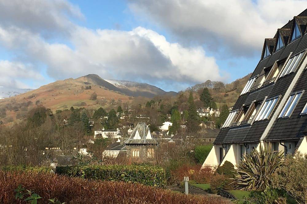 Ganze Wohnung, Luxusapartment im Zentrum von Ambleside, Balkon, herrliche Aussicht, Zugang zum Pool in Ambleside, Lake District