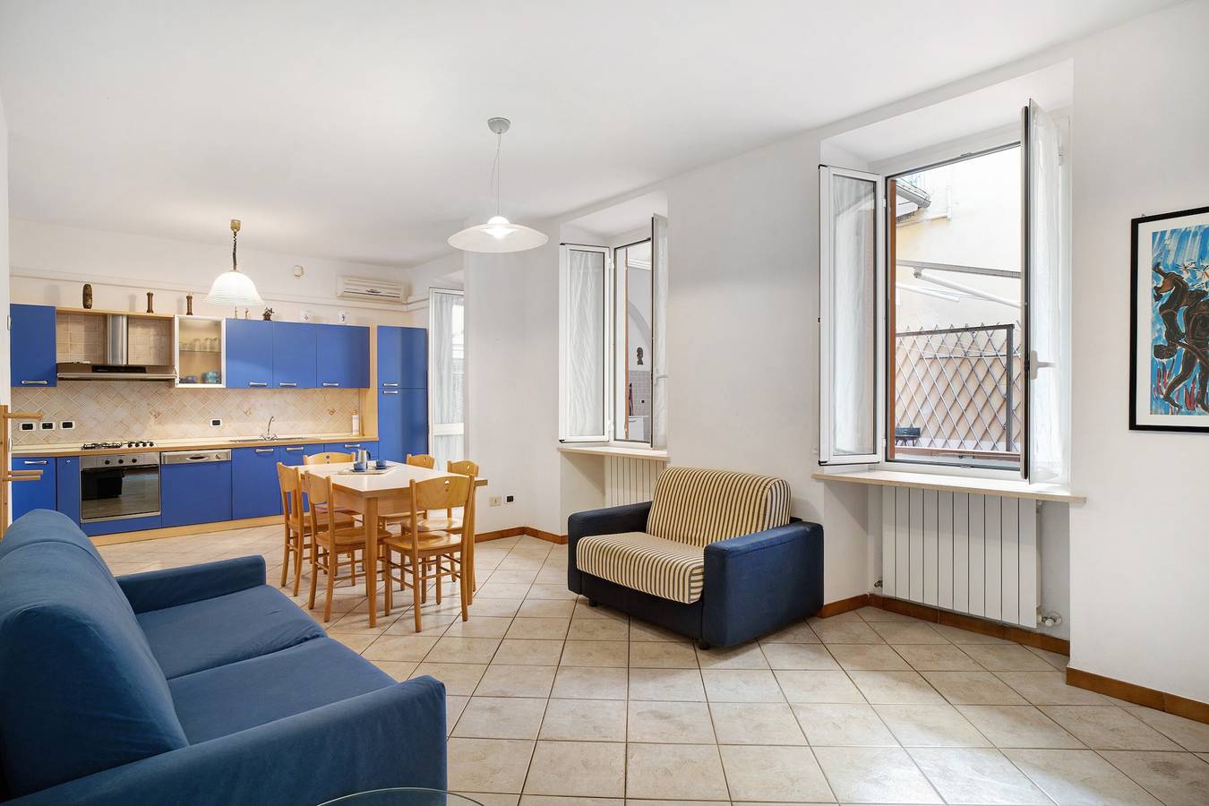 Apartamento entero, Apartamento 'Casa Lilo Bordighera' con terraza privada y aire acondicionado in Bordighera, Riviera di Ponente