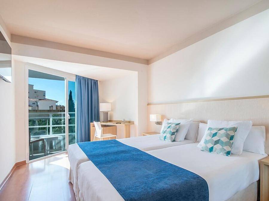 Pierre & Vacances Hotel Costa Málaga (Adults only) - Bedroom 1 person - Single Room - Balcony in Torremolinos Centre, Torremolinos
