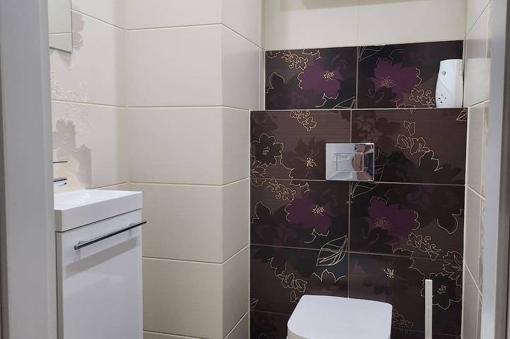 Entire apartment, Korczaka Prokocim. Big terrace, gated, carpark, air-con, playground, elevator. in Cracow, Lesser Poland