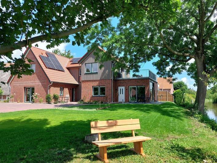 Ferienwohnung für 3 Personen, mit Terrasse und Garten in Guderhandviertel