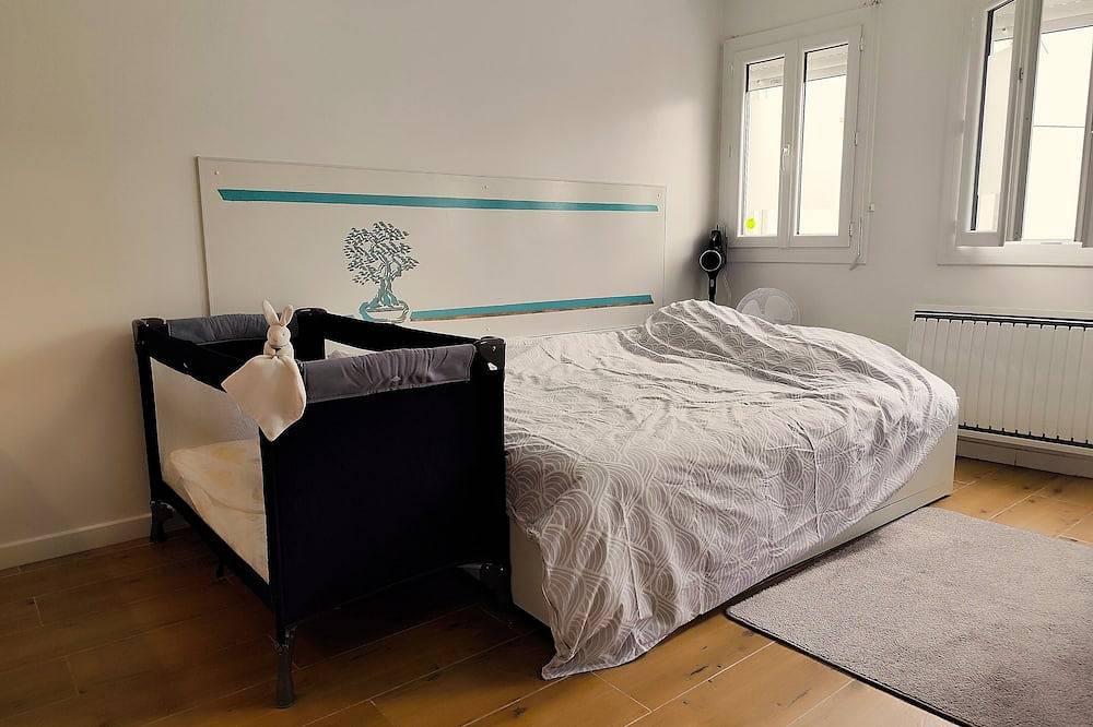 Apartamento entero, Studio Neuf Parking Securise Direct Cdg Paris Centre Parcexpo Villepinte & Arena in Tremblay-en-France, Sena-Saint Denis