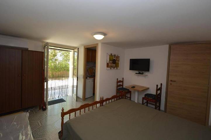 Ferienwohnung für 2 Personen, mit Garten in Santa Maria al Bagno - 4