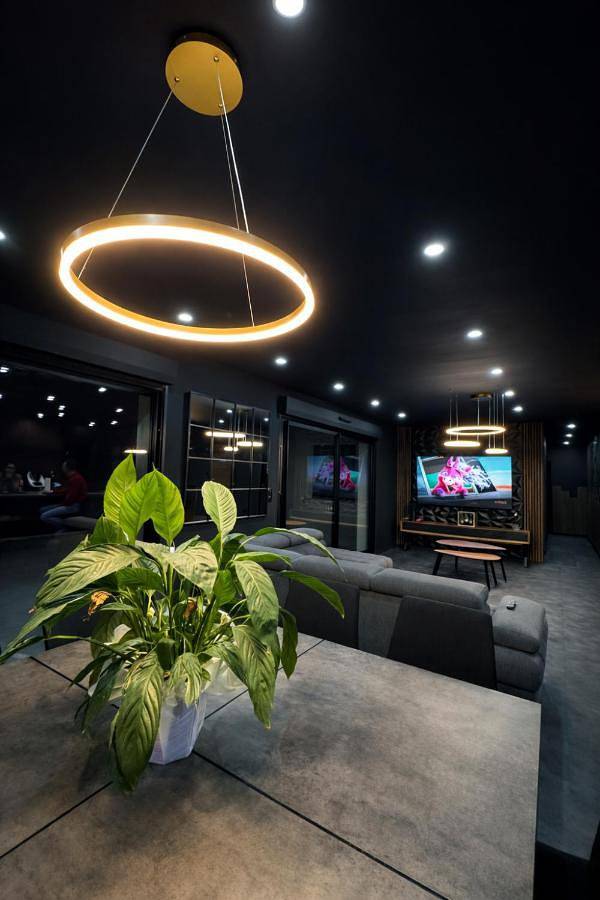 Villa pour 9 personnes, avec jacuzzi ainsi que piscine et jardin dans les Ardennes - 4