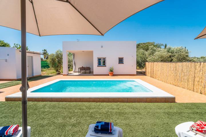 Chalet para 4 personas, con jardín, Se admiten mascotas en Provincia de Sevilla - 2
