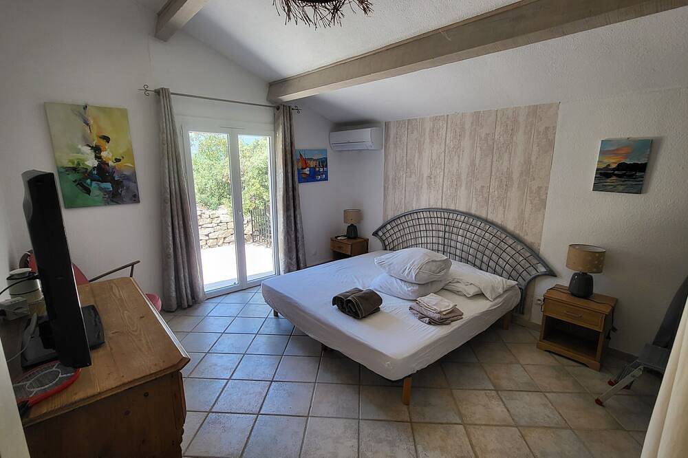 Maison  avec vue pour 8 personnes en Provence verte 30mm de la mer in Garéoult, Côte méditerranéenne (France)