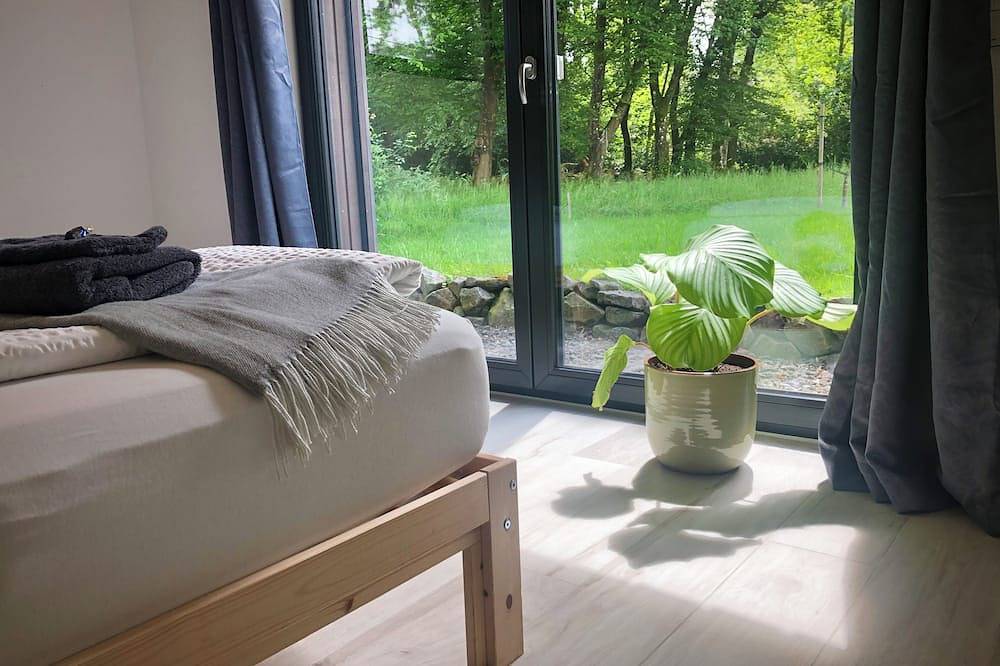 Wäller Haus – Stilvolles Designhaus mit Kamin und großem, eingezäuntem Garten in Breitscheid, Rheinland-Pfalz
