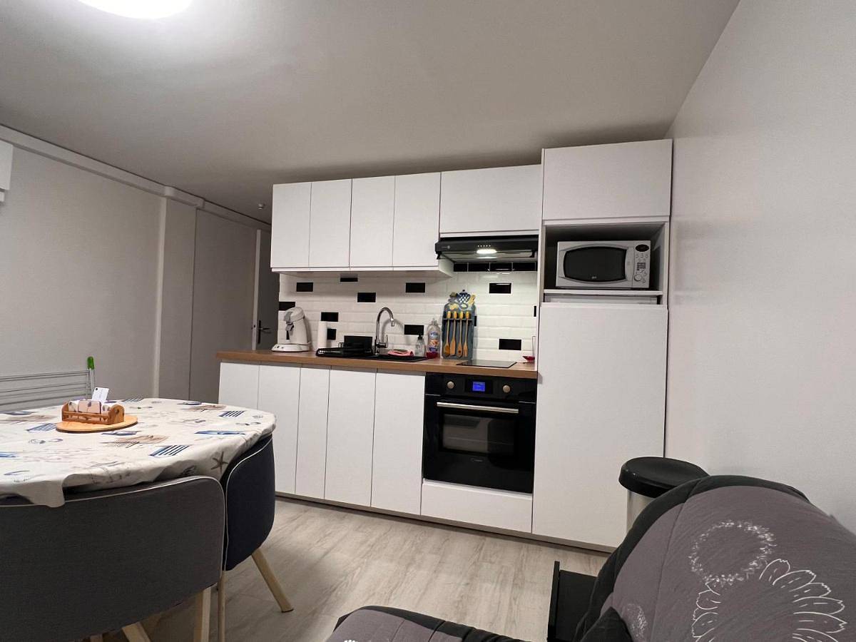 Appartement entier, One-Bedroom Apartment in Yerres, Essonne