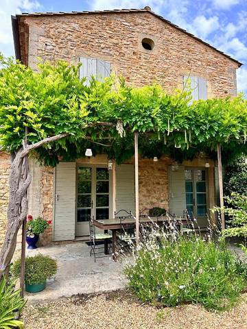 Gîte pour 6 personnes, avec jardin et vue à Aigaliers